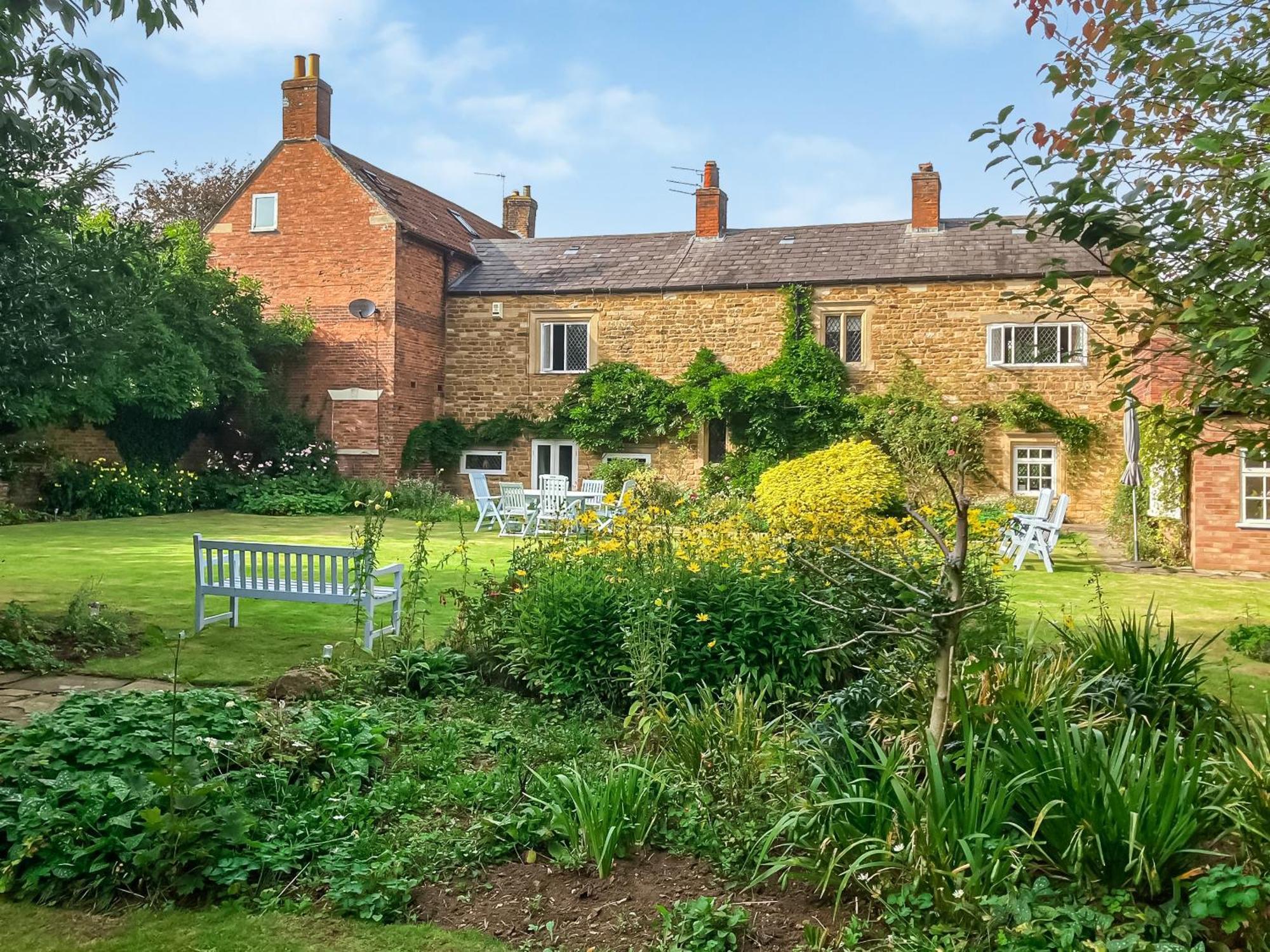 HarlaxtonPark House别墅 外观 照片